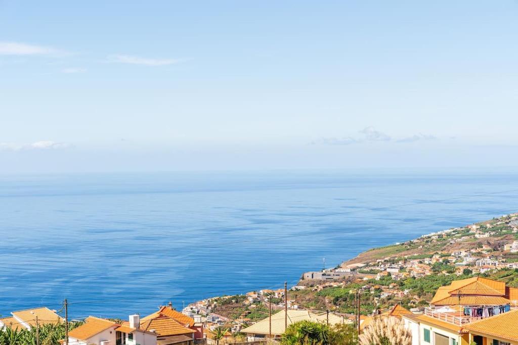 Lunarenzo Seaview, Pool, Ac, Parking Villa