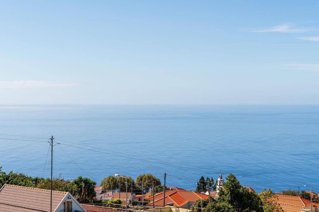 Villa Lunarenzo Seaview, Pool, Ac, Parking *