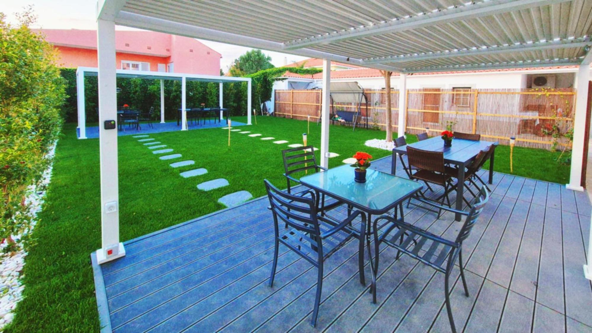 Art 4 Bed & Breakfast Carcavelos (Lisbon)