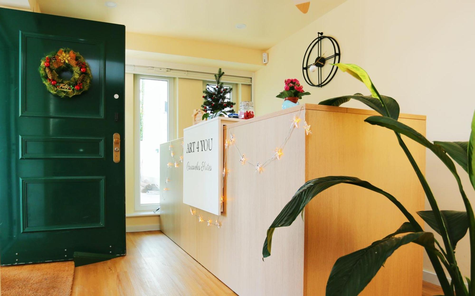 Art 4 Carcavelos Bed & Breakfast *