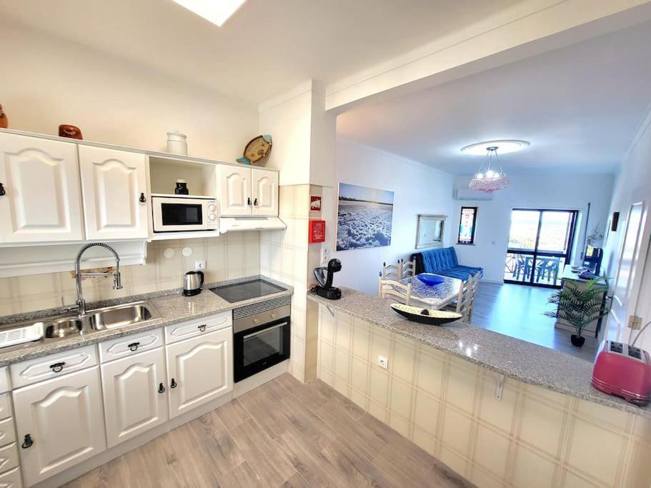 4 Apartment *