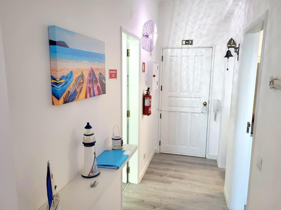 Apartment 4 *