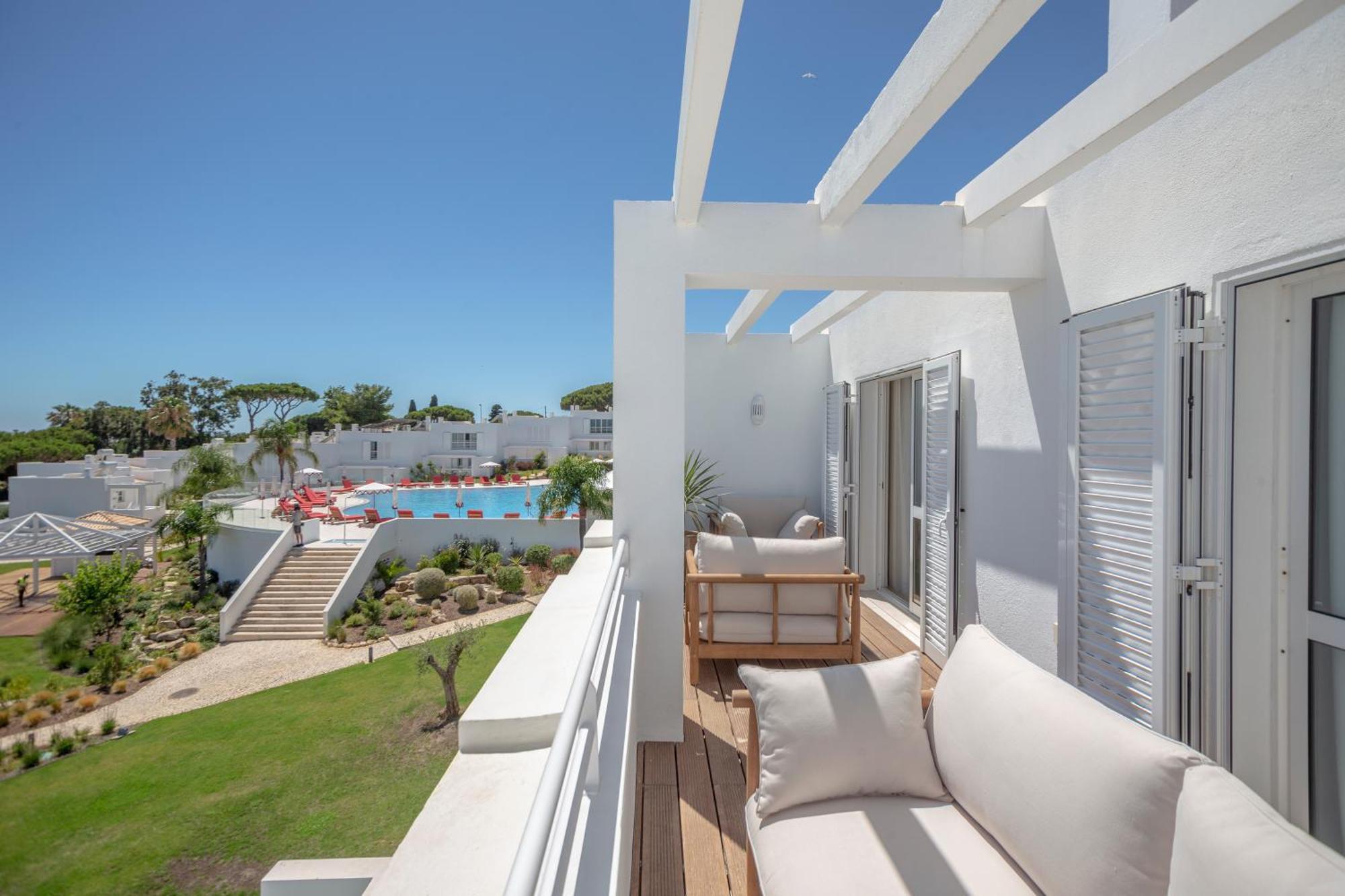 D'agua Beachfront 4* Olhos de Agua (Albufeira)