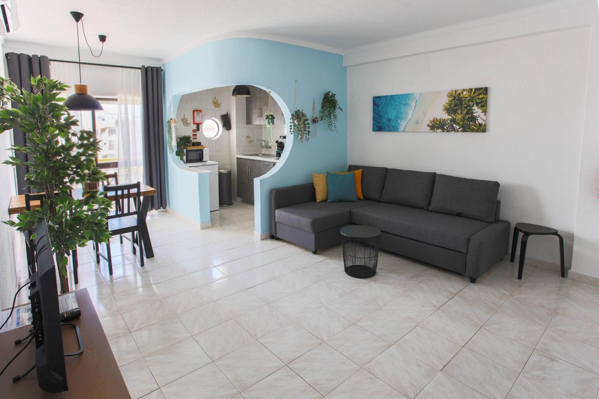 Luxe With Pool, Airco, Seaview With Two Balcony - Go4portugal *