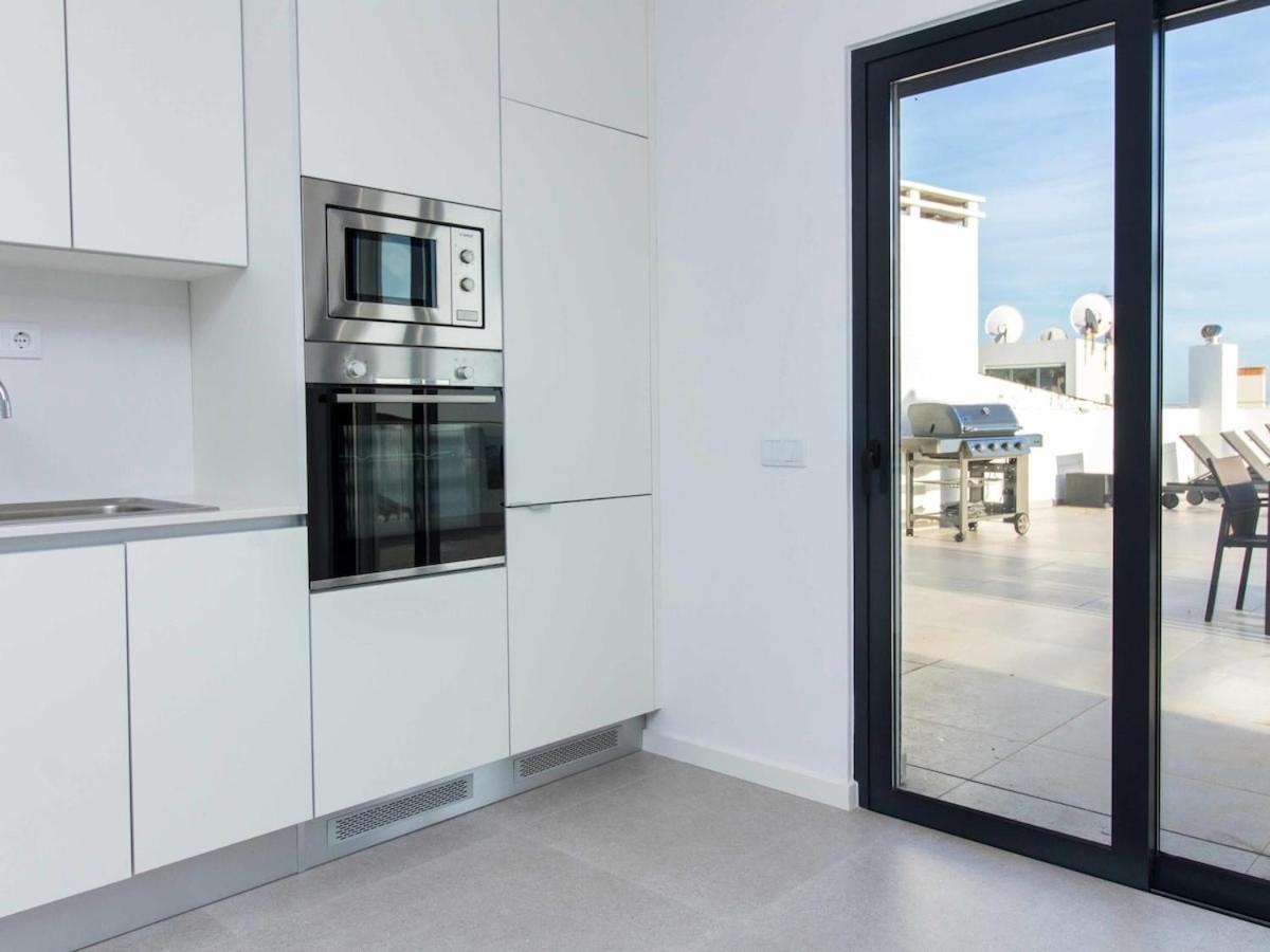 Apartment Panoramic N - Rooftop Pool & Sea View & Garage & Bbq