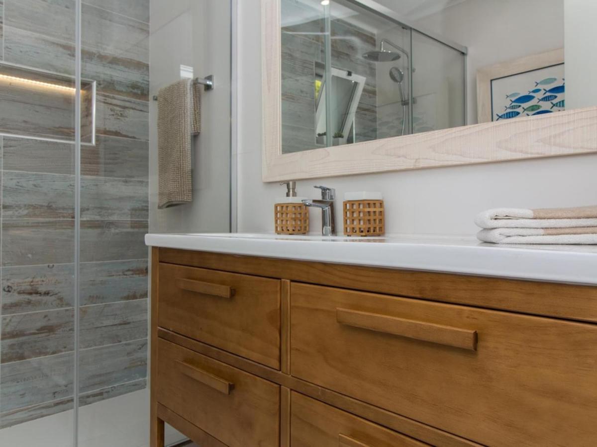 Apartment House - Luxurious & Pool View & Golf & Tennis Court
