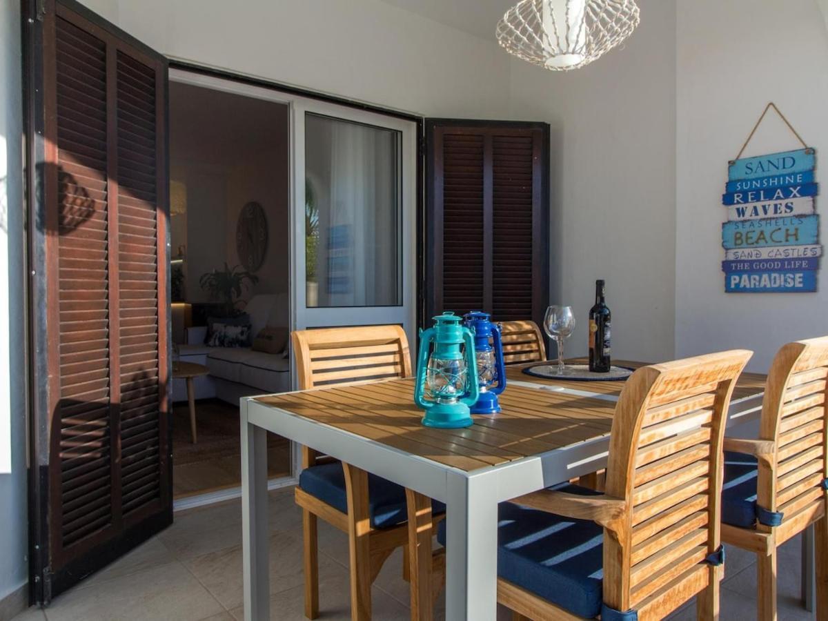 Apartment House - Luxurious & Pool View & Golf & Tennis Court