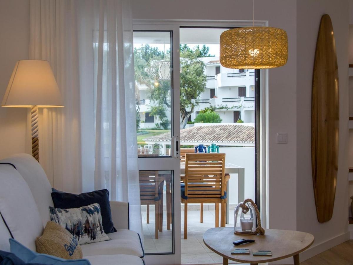 House - Luxurious & Pool View & Golf & Tennis Court Apartment
