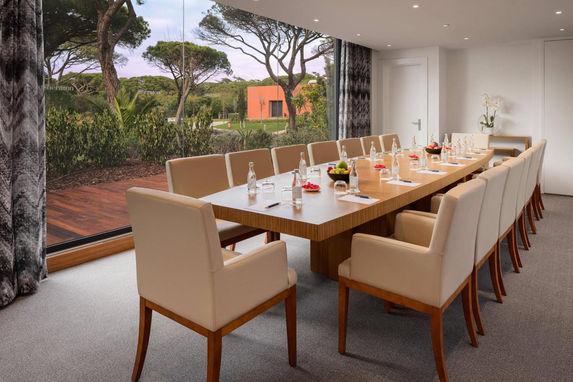 Hotel Sheraton - Hotel&residences 5*