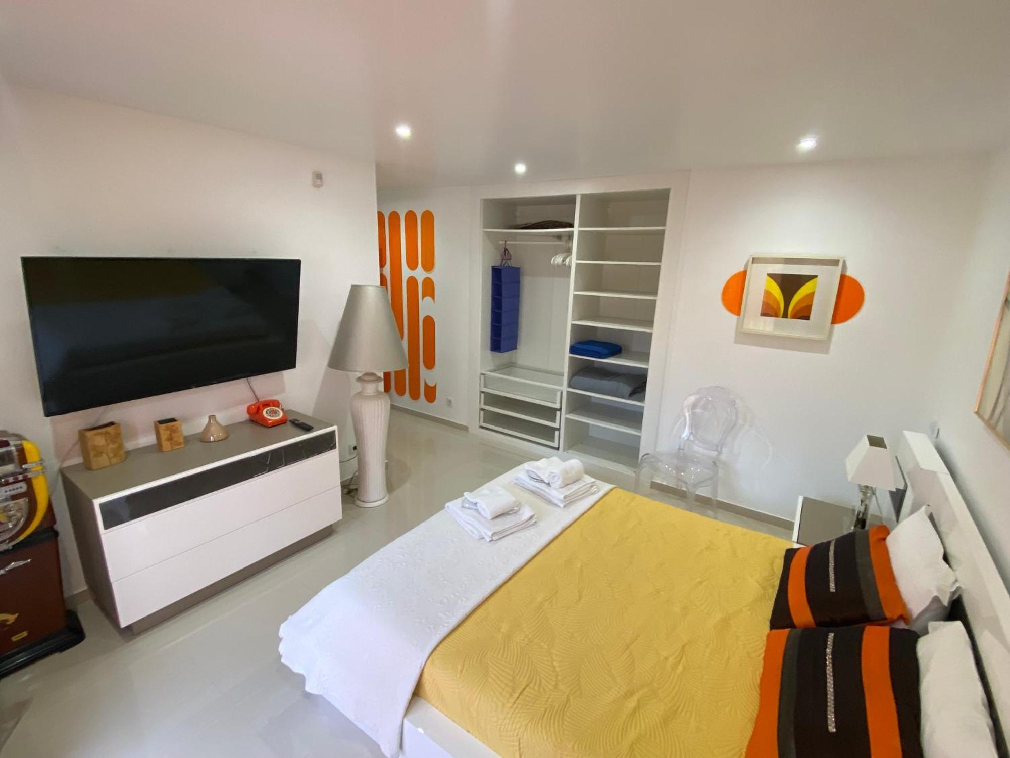 Chelsea Villa