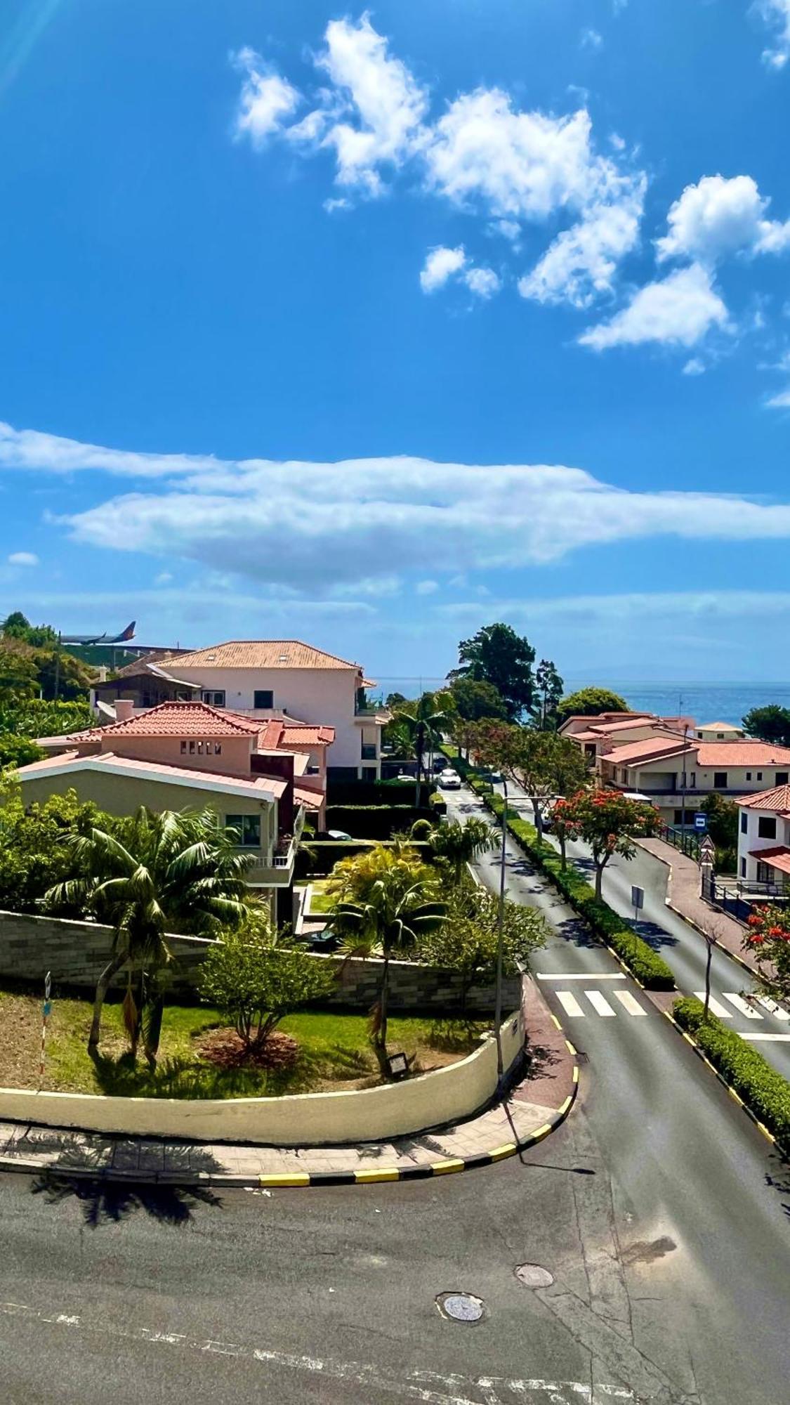 Amazing Sea Light Apartment, Close To The Beach. * Santa Cruz (Madeira)