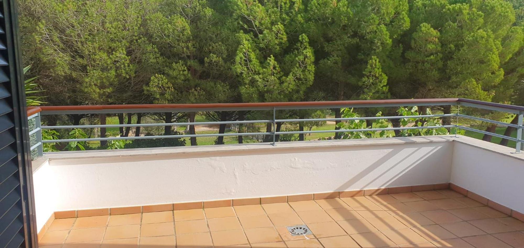 Belleview Apartment *