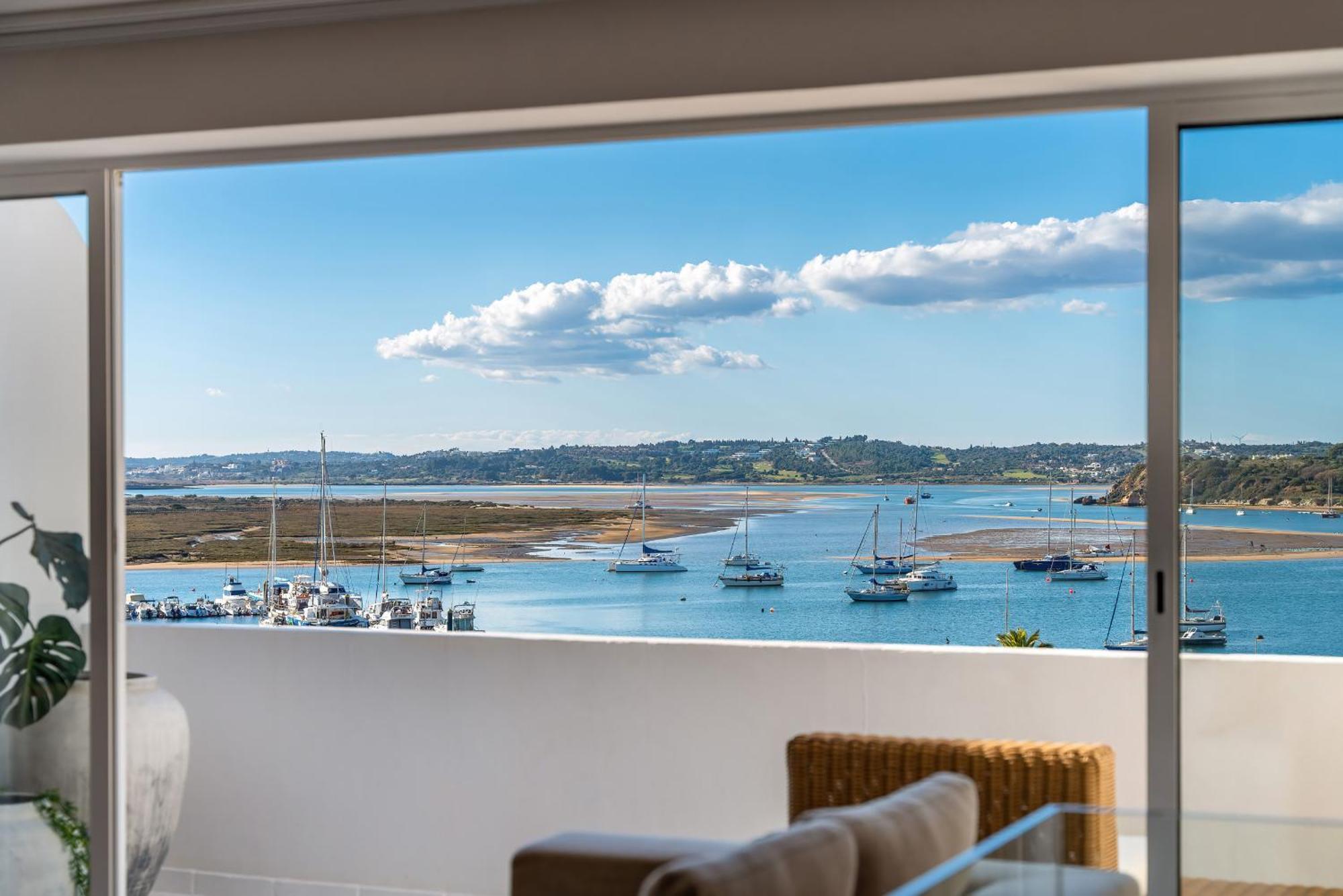 Apartment River & Sea View I *