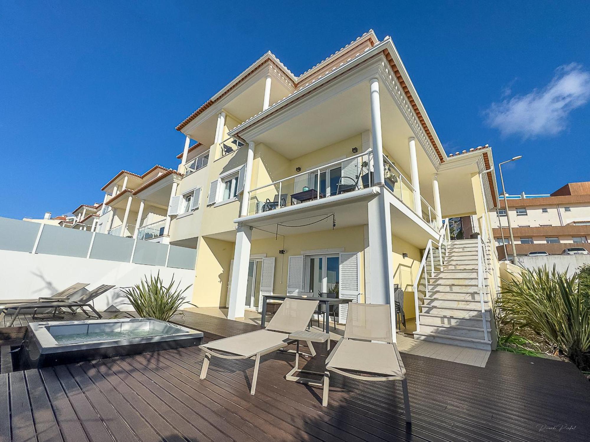 Guest house Vibing & Liming Ericeira