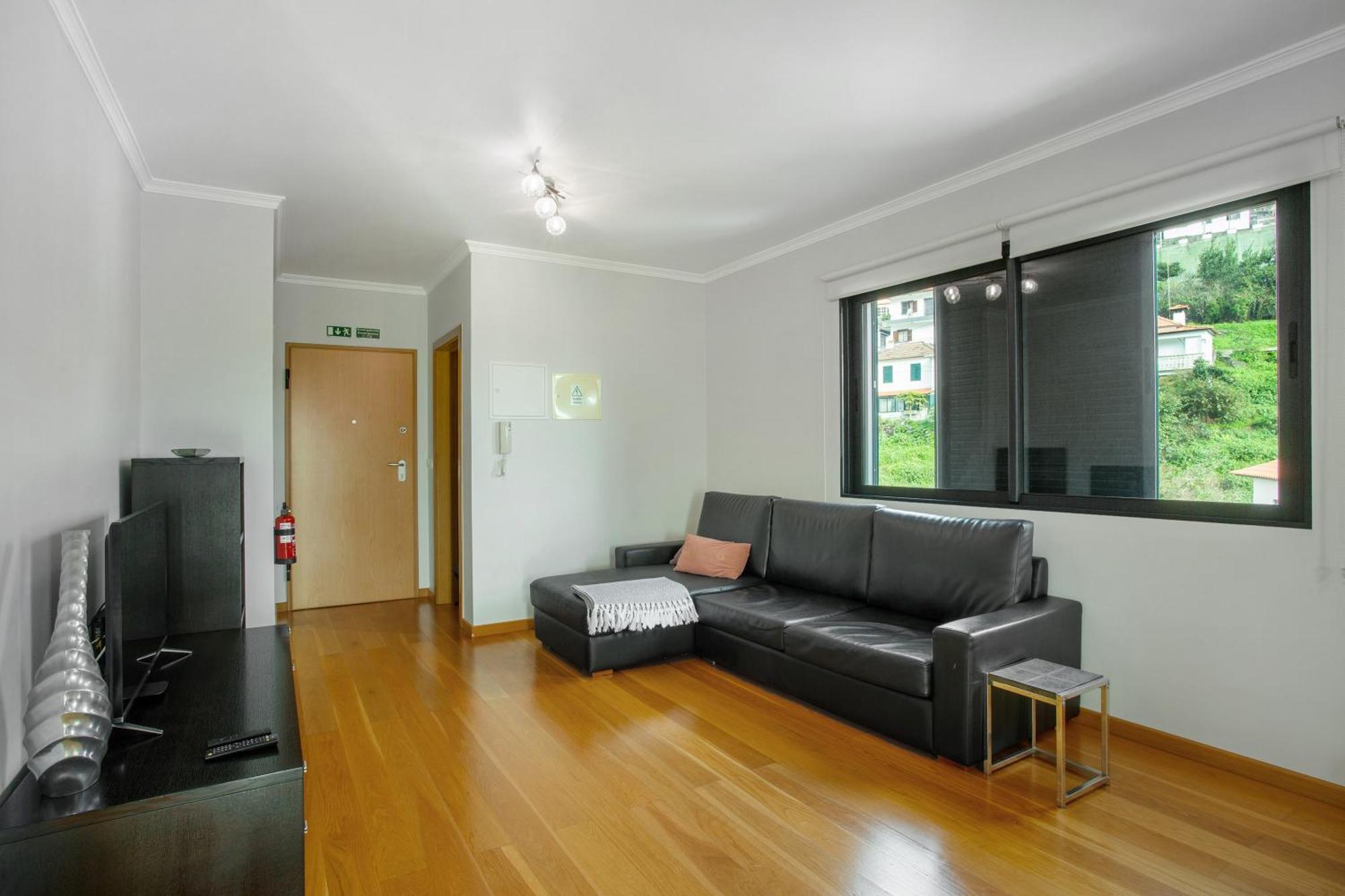 Apartment Eden