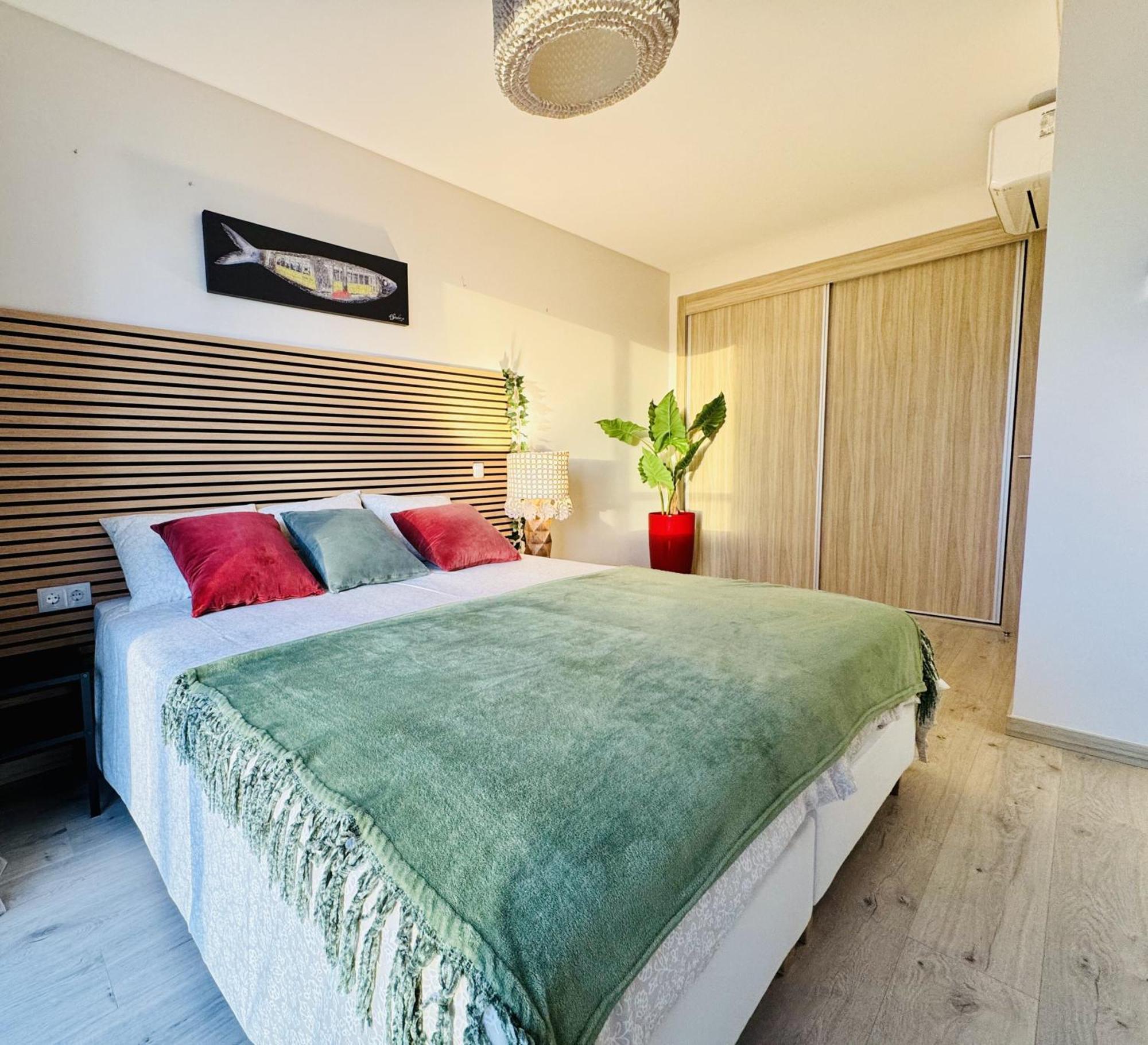 Mcrame Design Sea View, Beachfront, Swimming Pool, 2bdr, 2bar, 6 Pax, Da Rocha Portimao