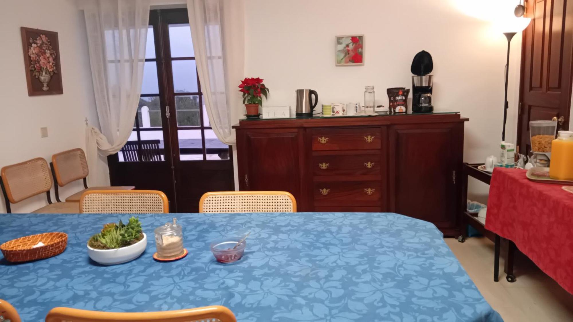 Alto Da Bed & Breakfast