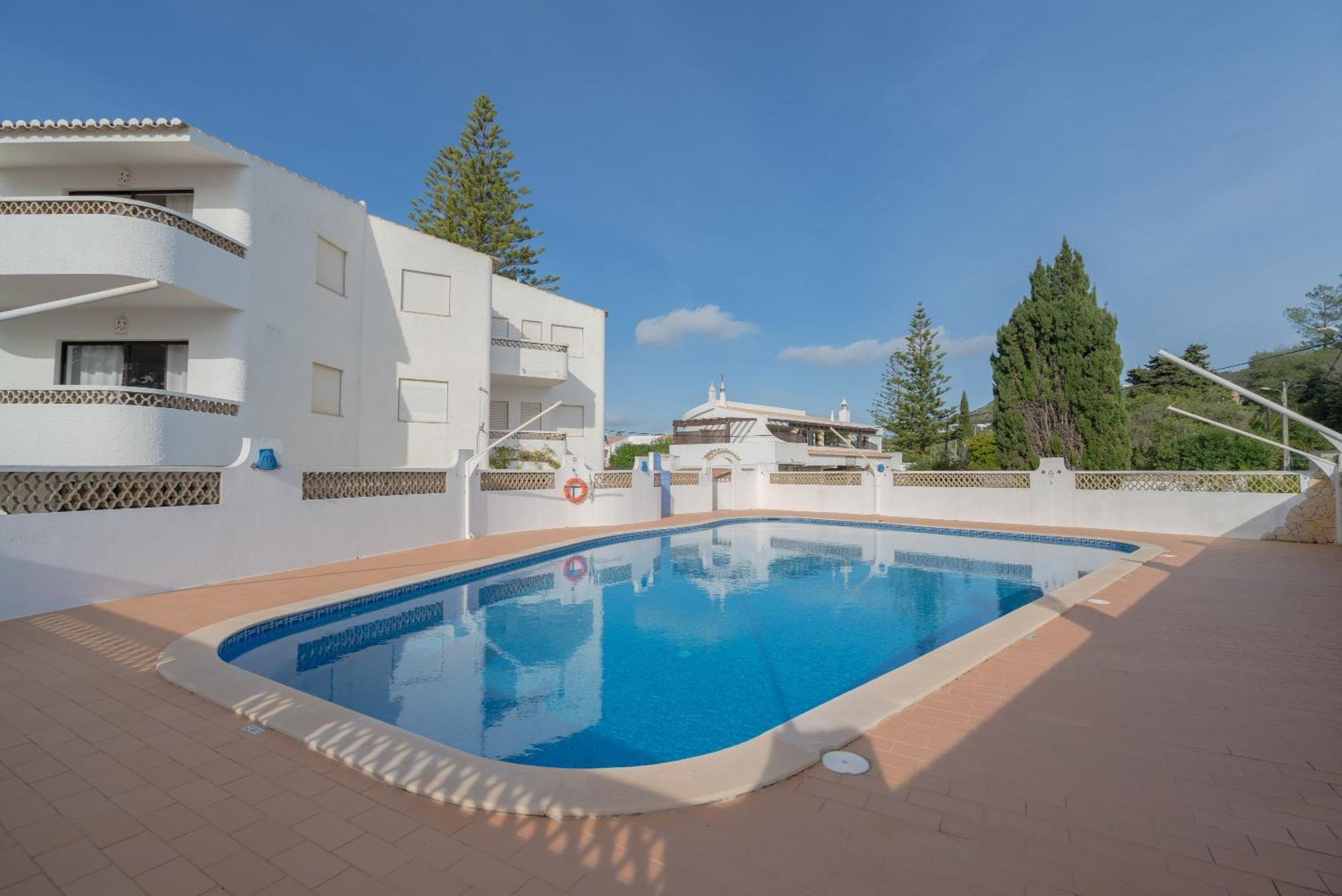 5 Bedroom House In Luz, Lagos Luz