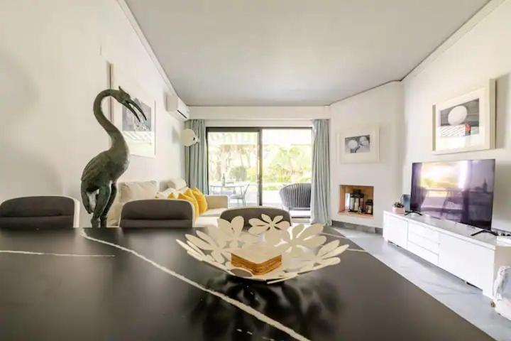Scarlet's Place - 1 Bed Victory Village Quinta Do - Beach, Nature, Lakes *