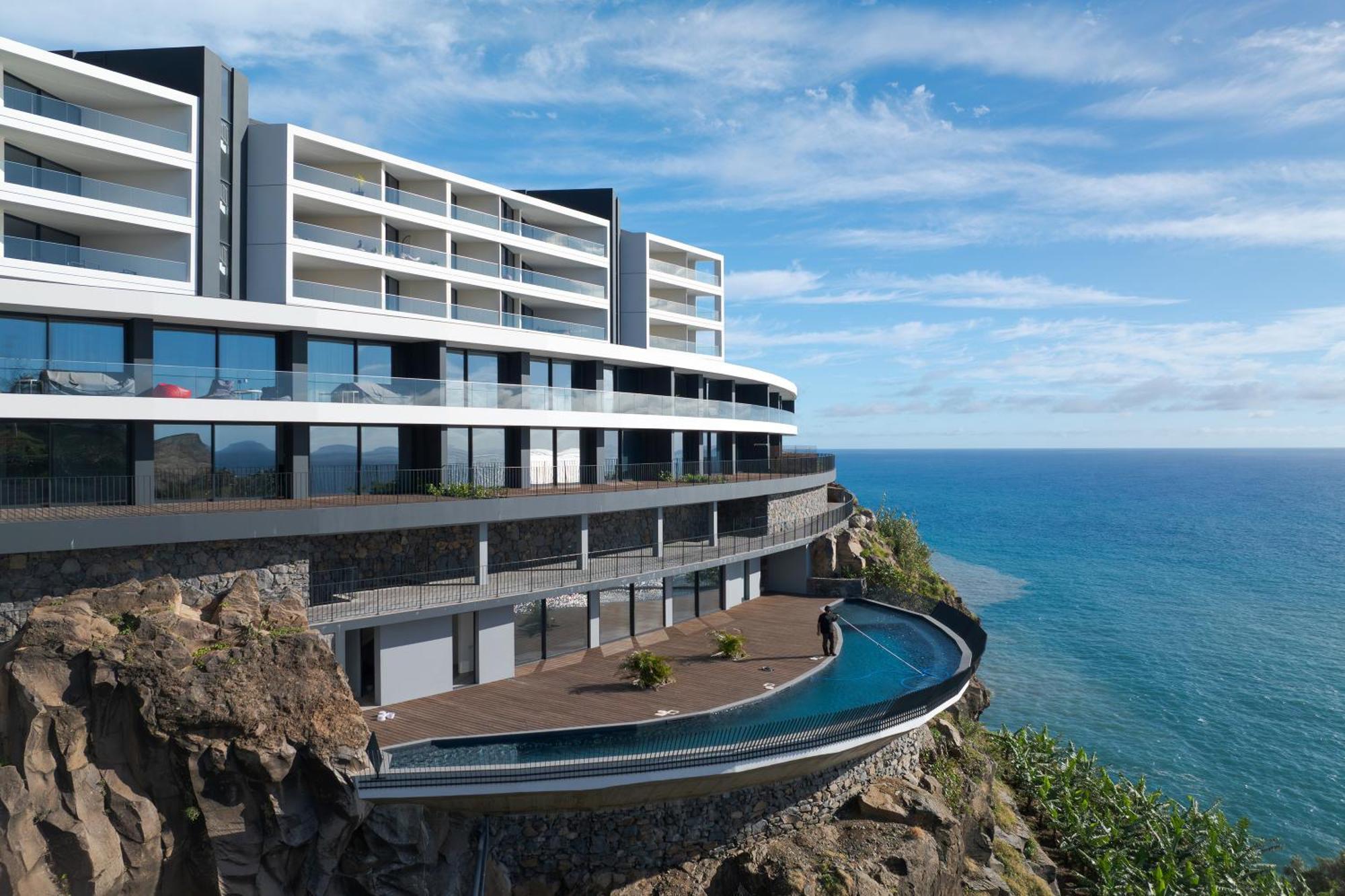 Atlantic Heights Varandas Do Atlantico Camara de Lobos