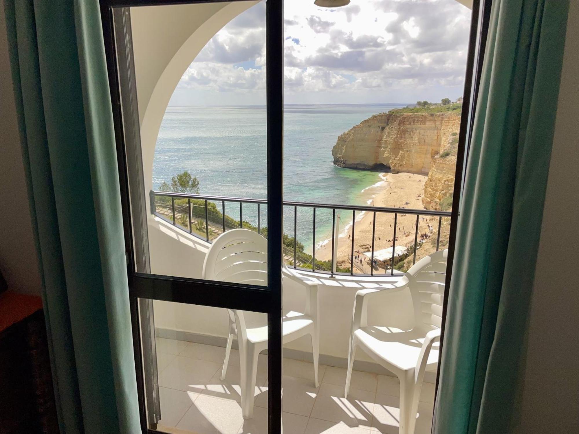 Apartment In Opposite Of Colina Sol 1108 *