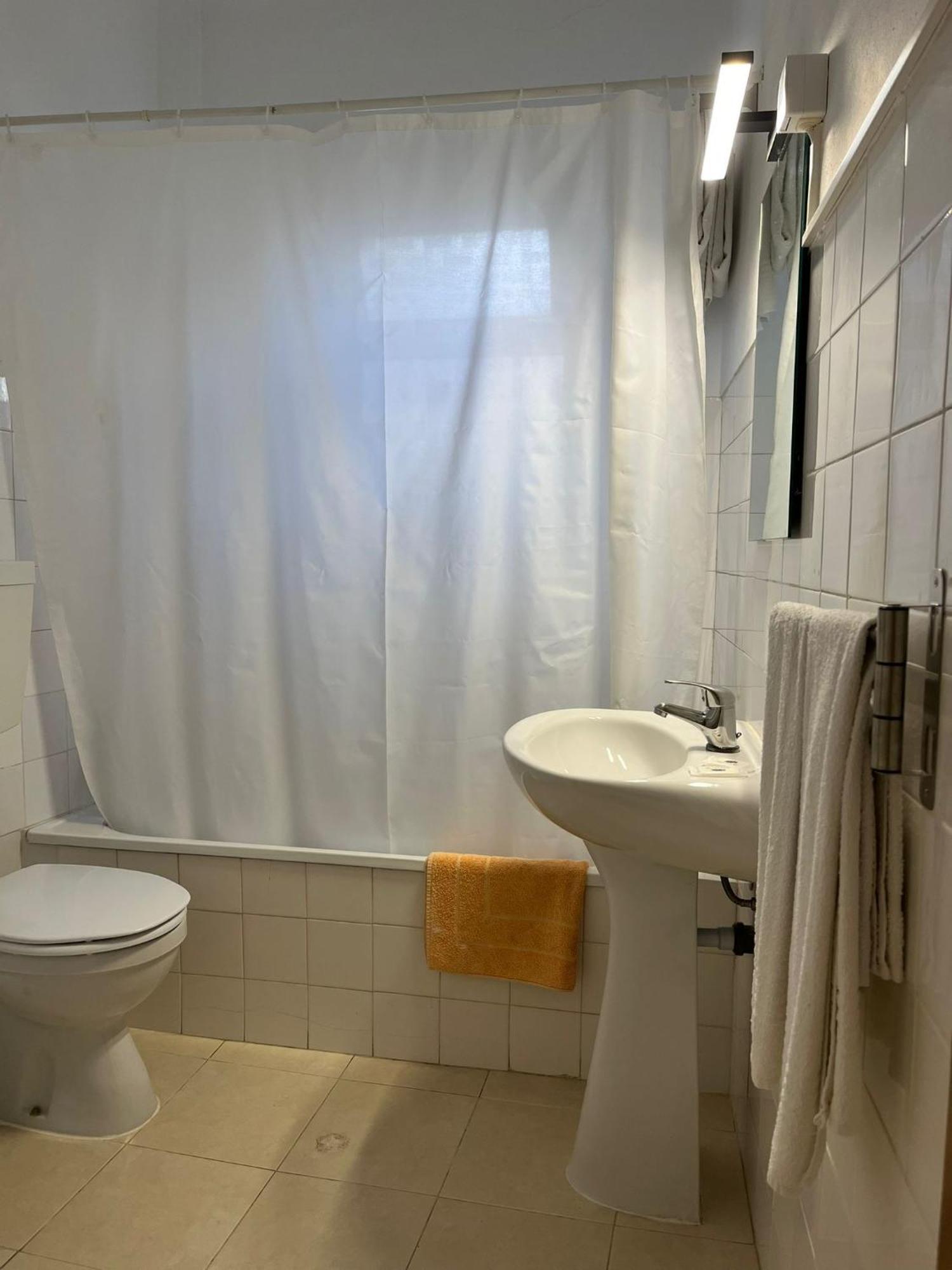 Romeu Bed & Breakfast Quarteira