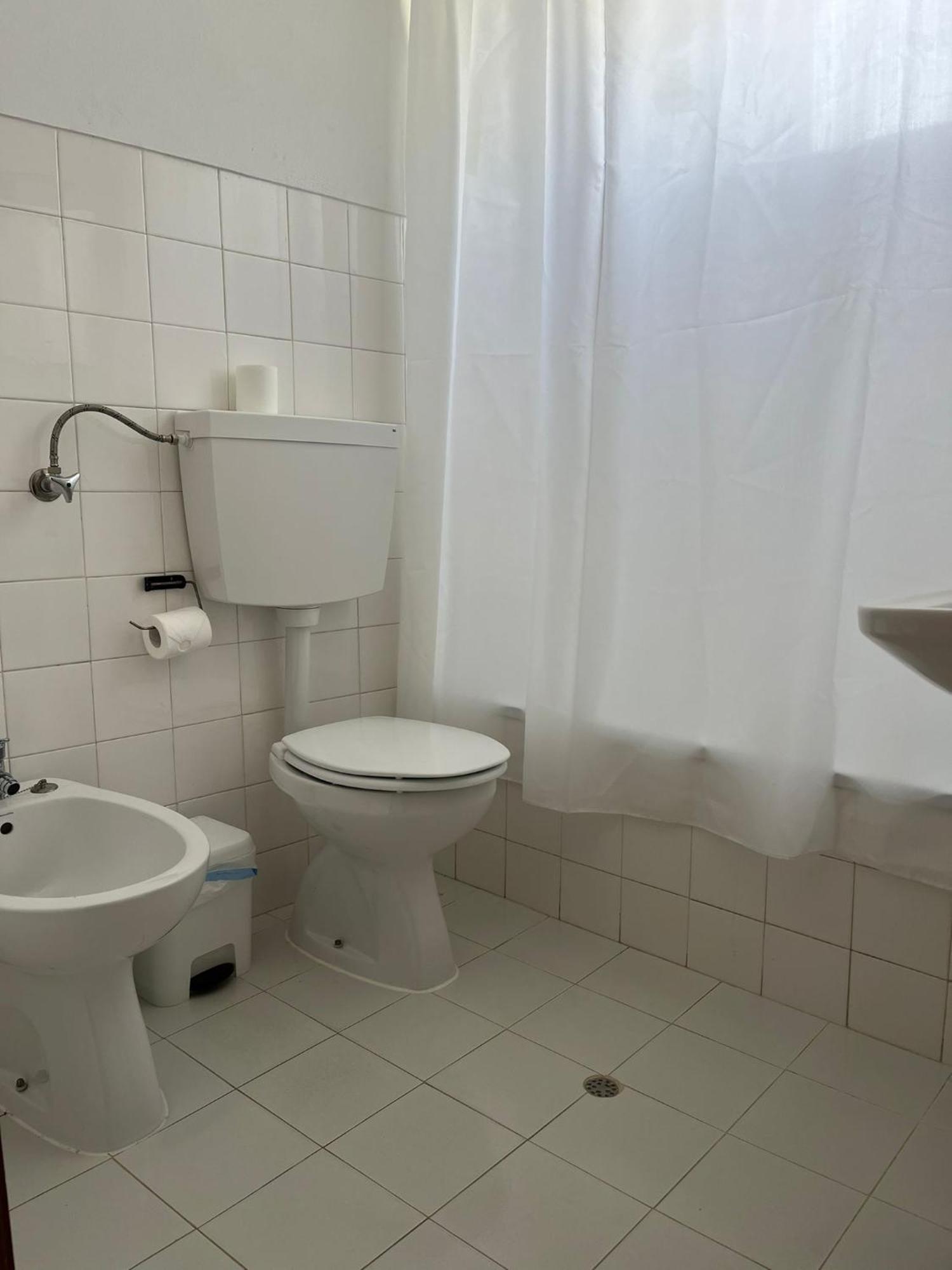 Bed & Breakfast Romeu Quarteira