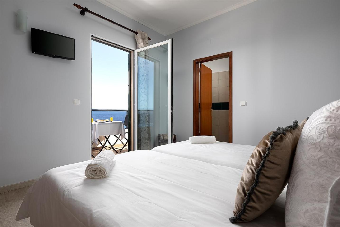 Pérola Views By Madeira Sun Travel Pensión Porto Moniz