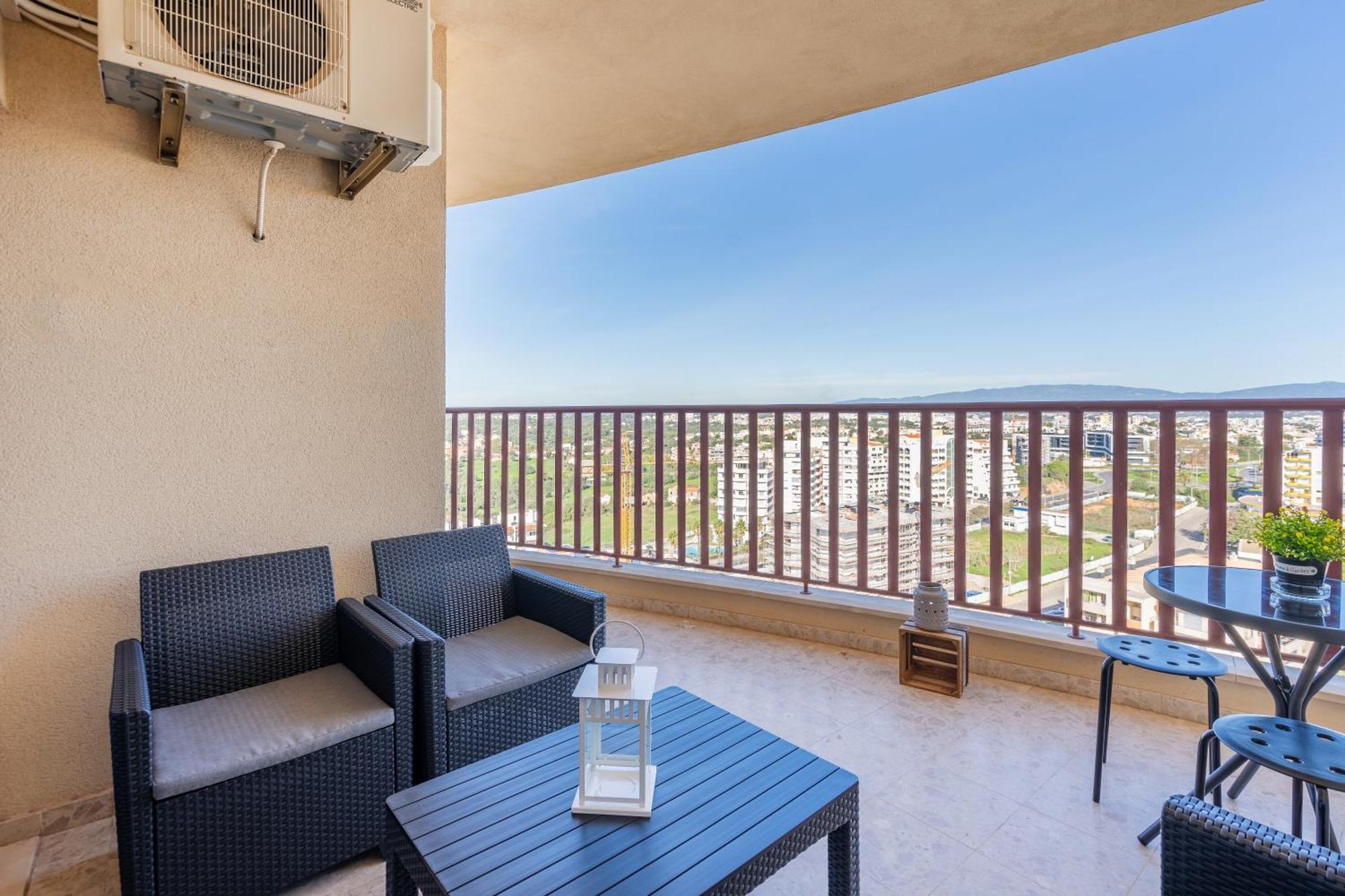 Tiz Apartment *