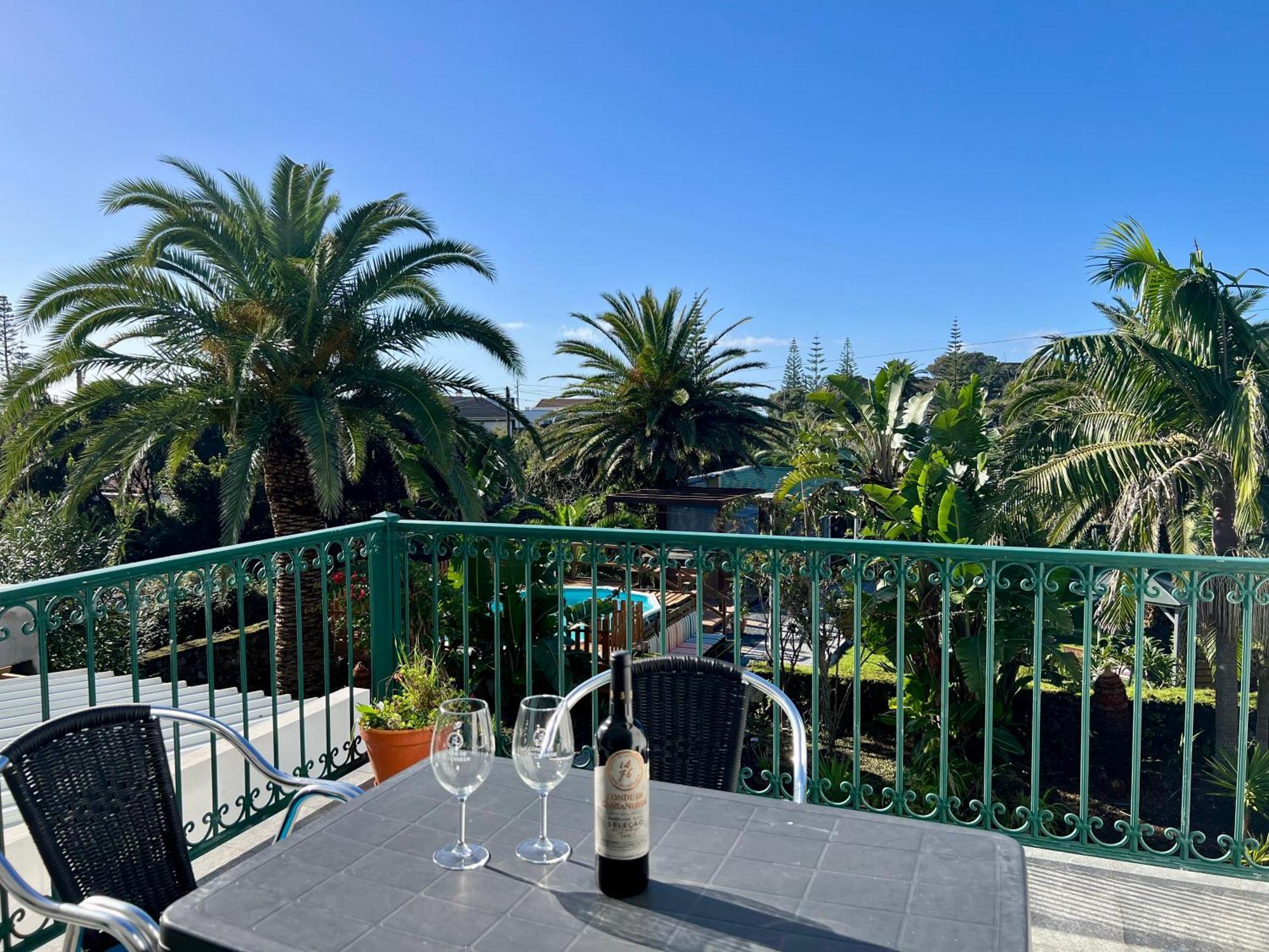Casa Caloura Lotus Deluxe & Appartement *