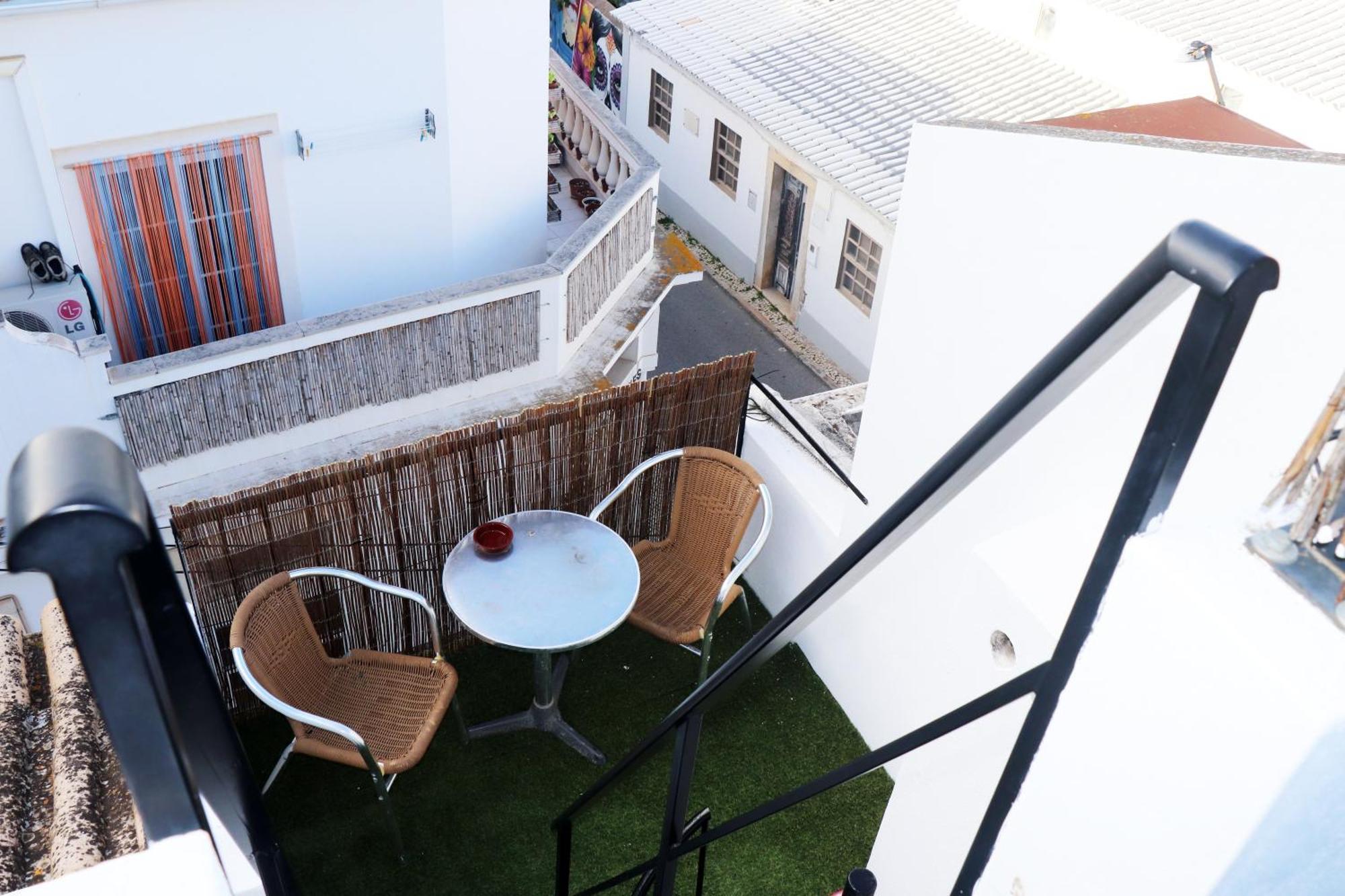 Albergue Jjs Yard *