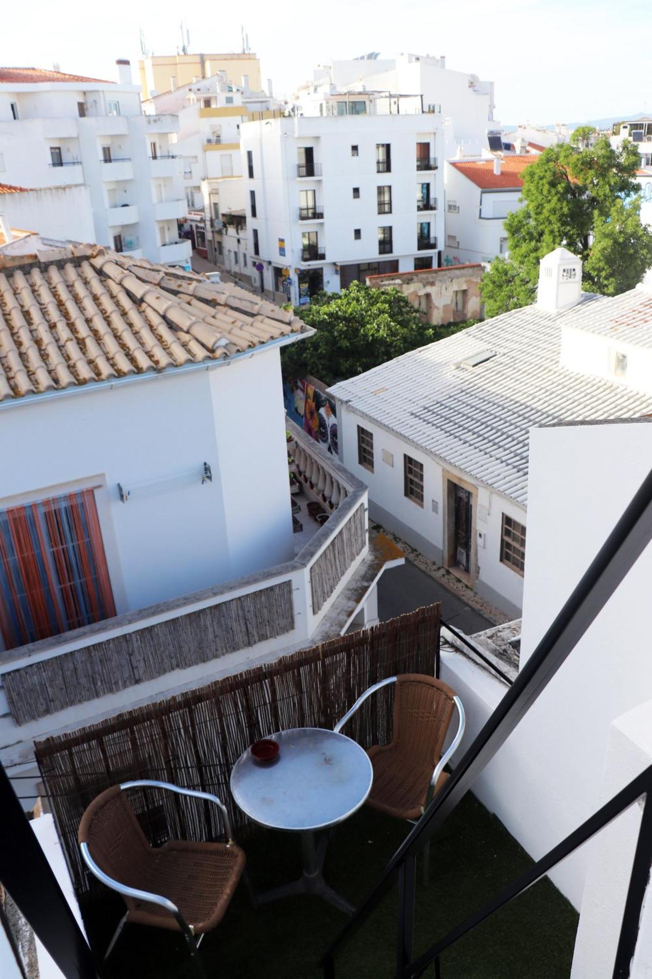 Jjs Yard Albergue