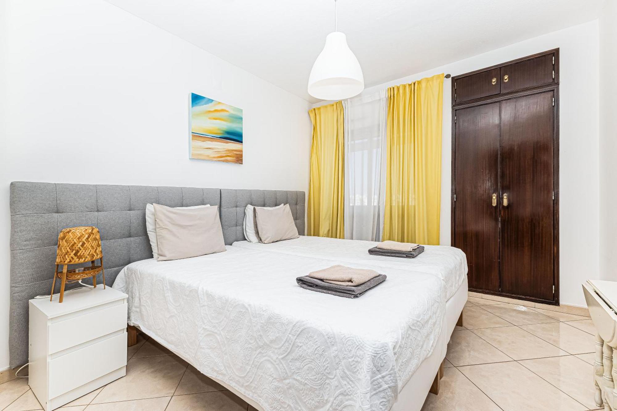 Sea Side By Side Apartment Armacao de Pera