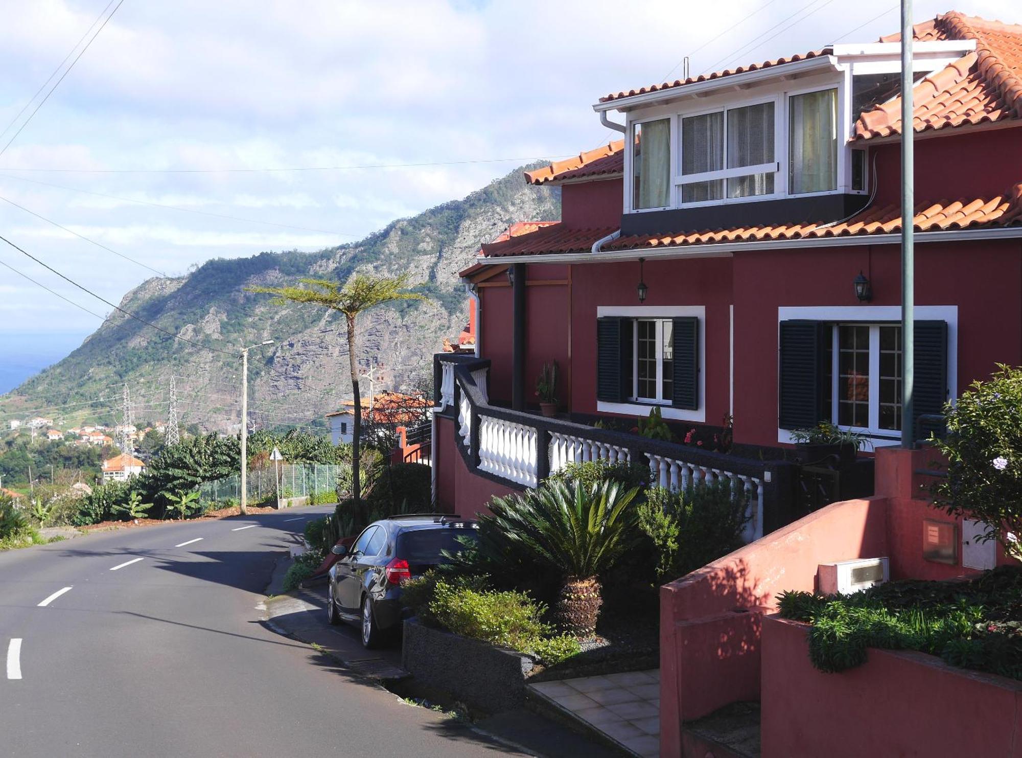 Sea & Mountain View Lombo De Cima House Bbq & Wifi Apartment
