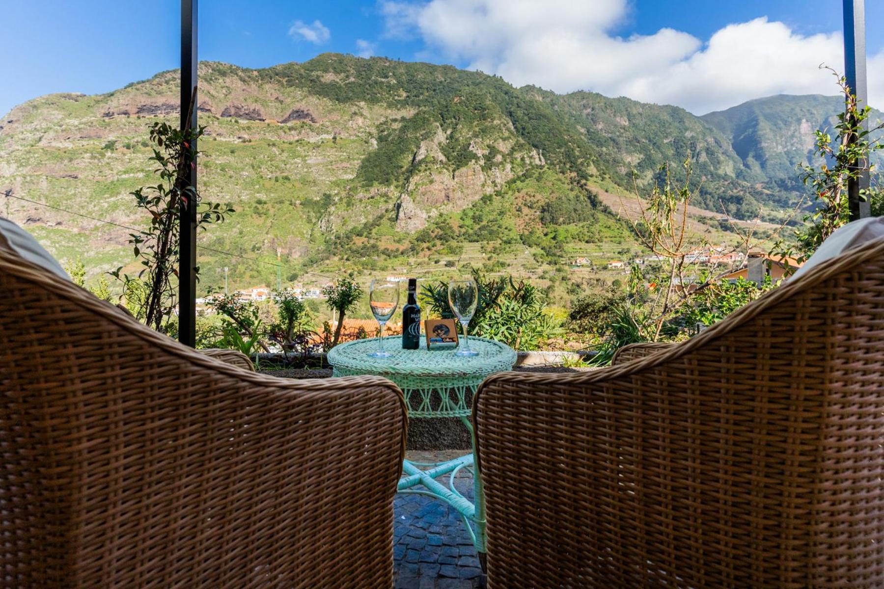 Madeira Surf Guest house 2*