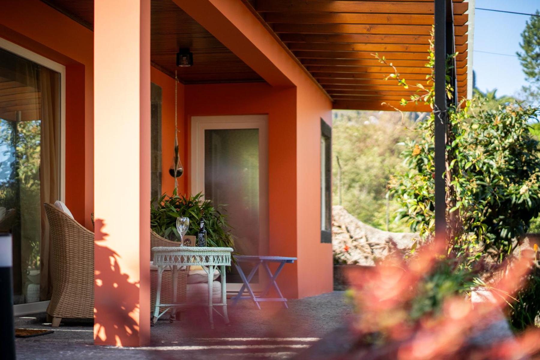 Madeira Surf Guest house 2*