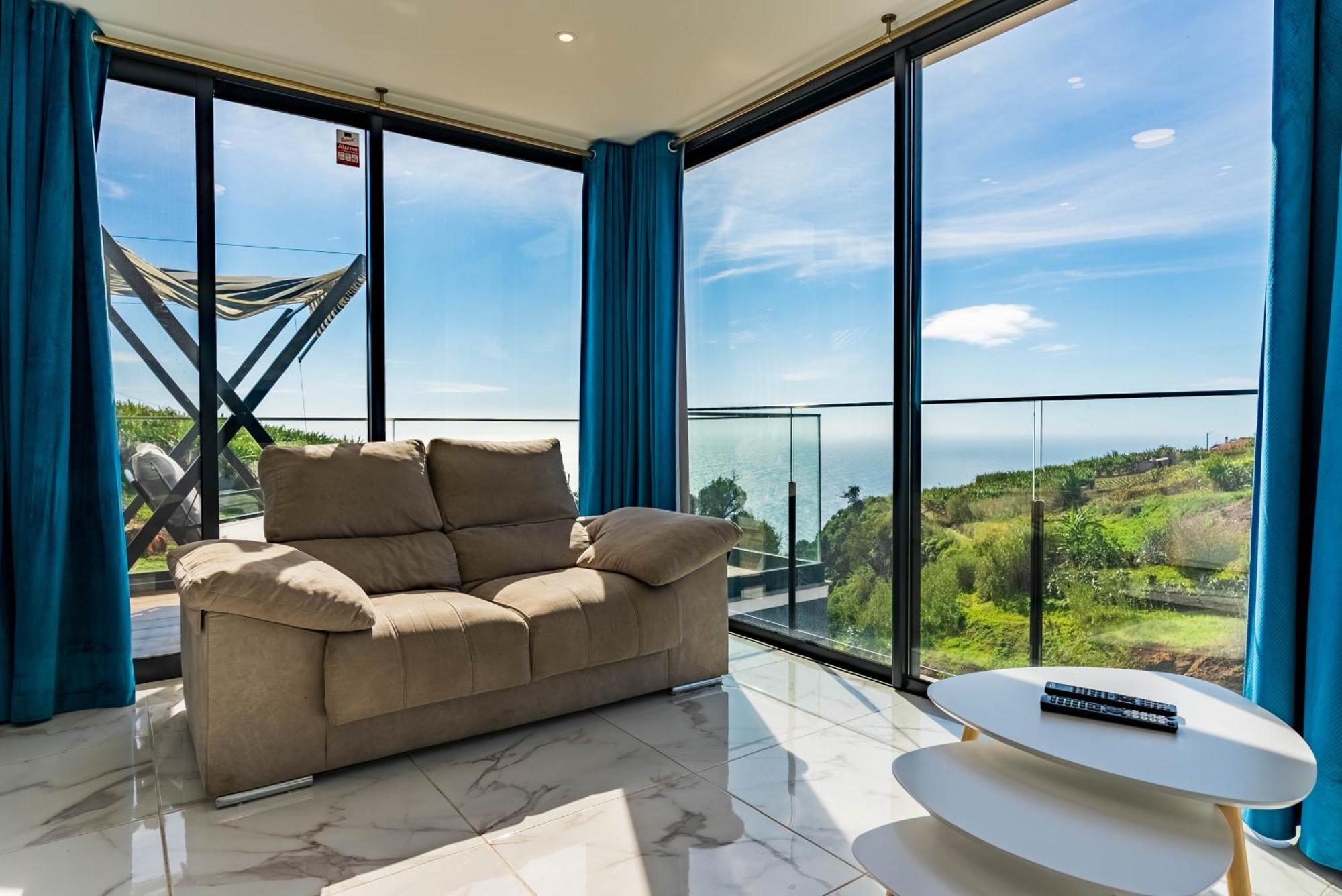 Casa Branca, Beautiful Sea View Apartment