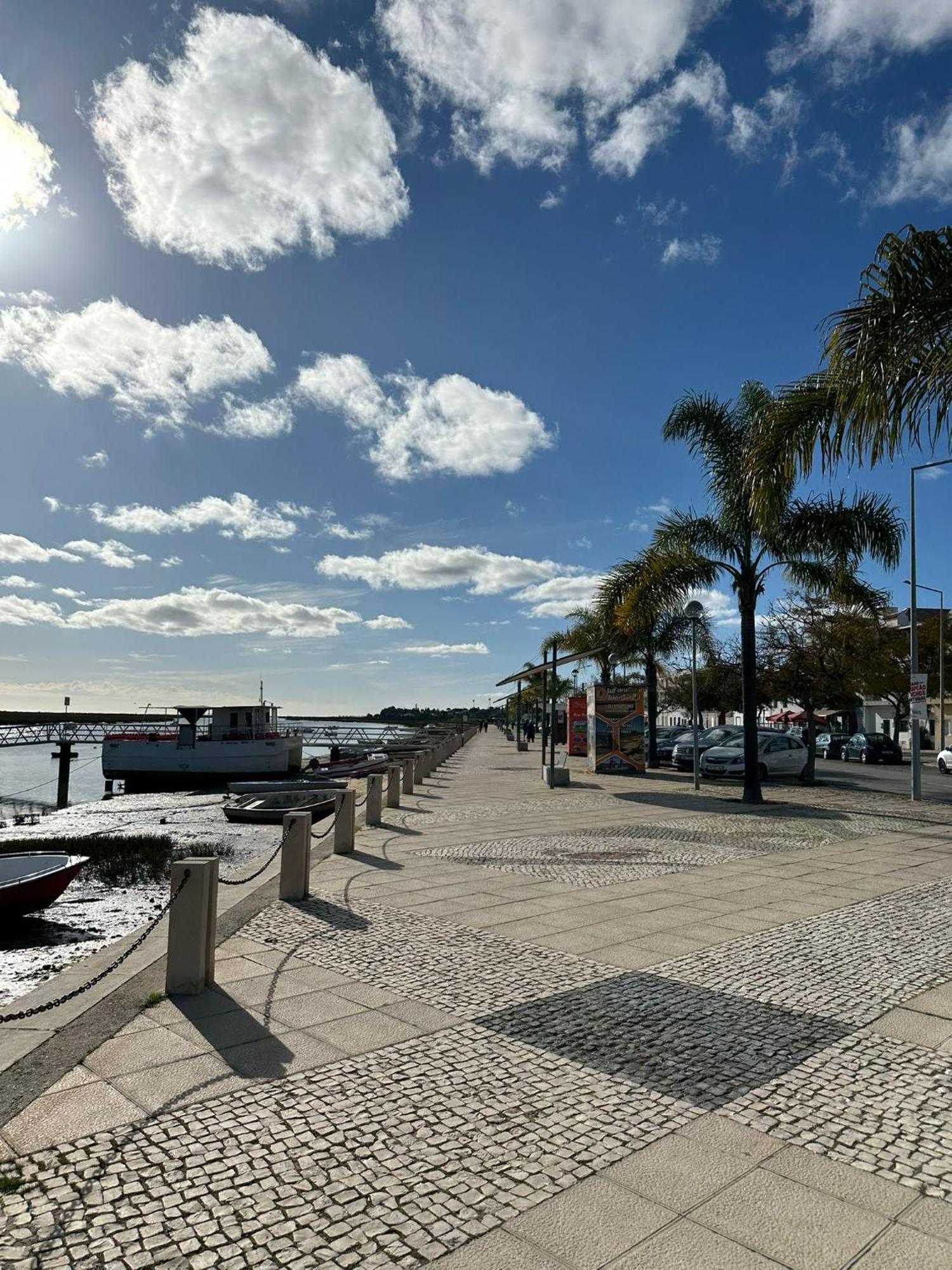 Santa Luzia Casa Girassol, Tavira Sea View, 2 Minutes To Ferry