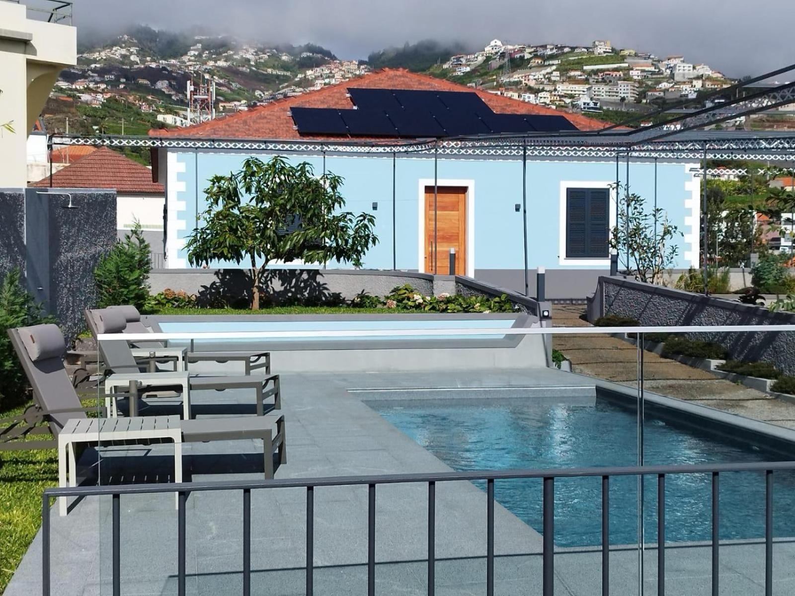 Luxury Retreat In Holiday home Camara de Lobos