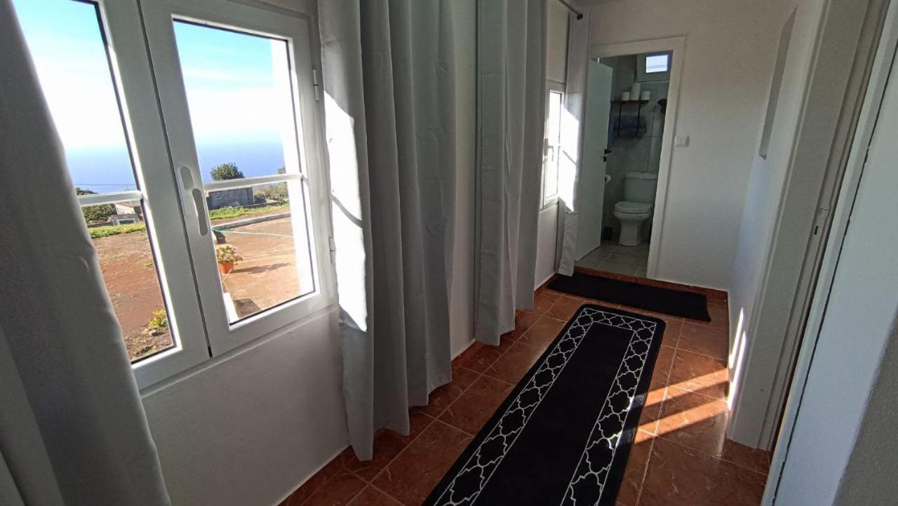 Holiday home Bougainvillea House *
