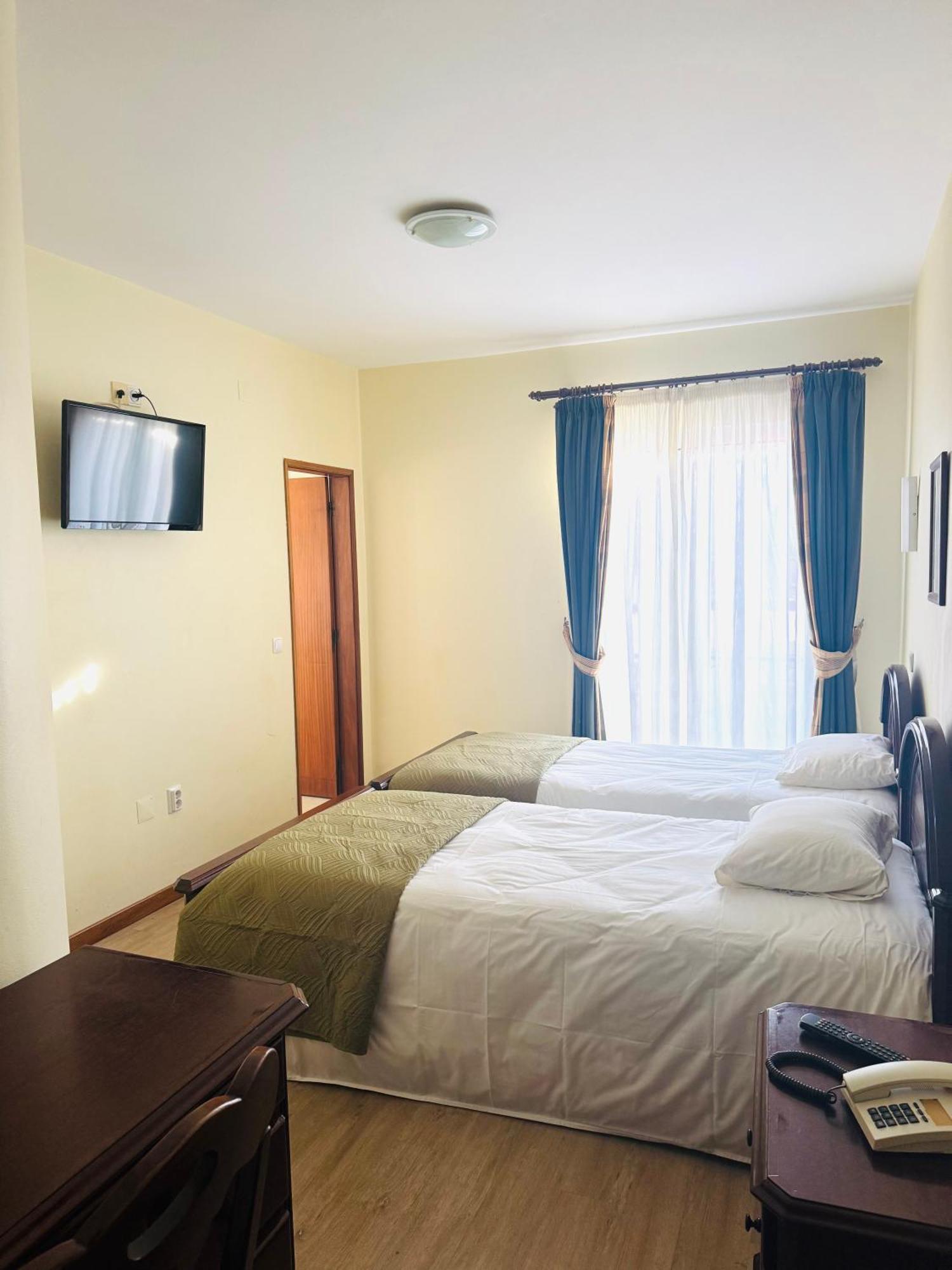 Residencial Santo Antonio Guest house Santa Cruz (Madeira)