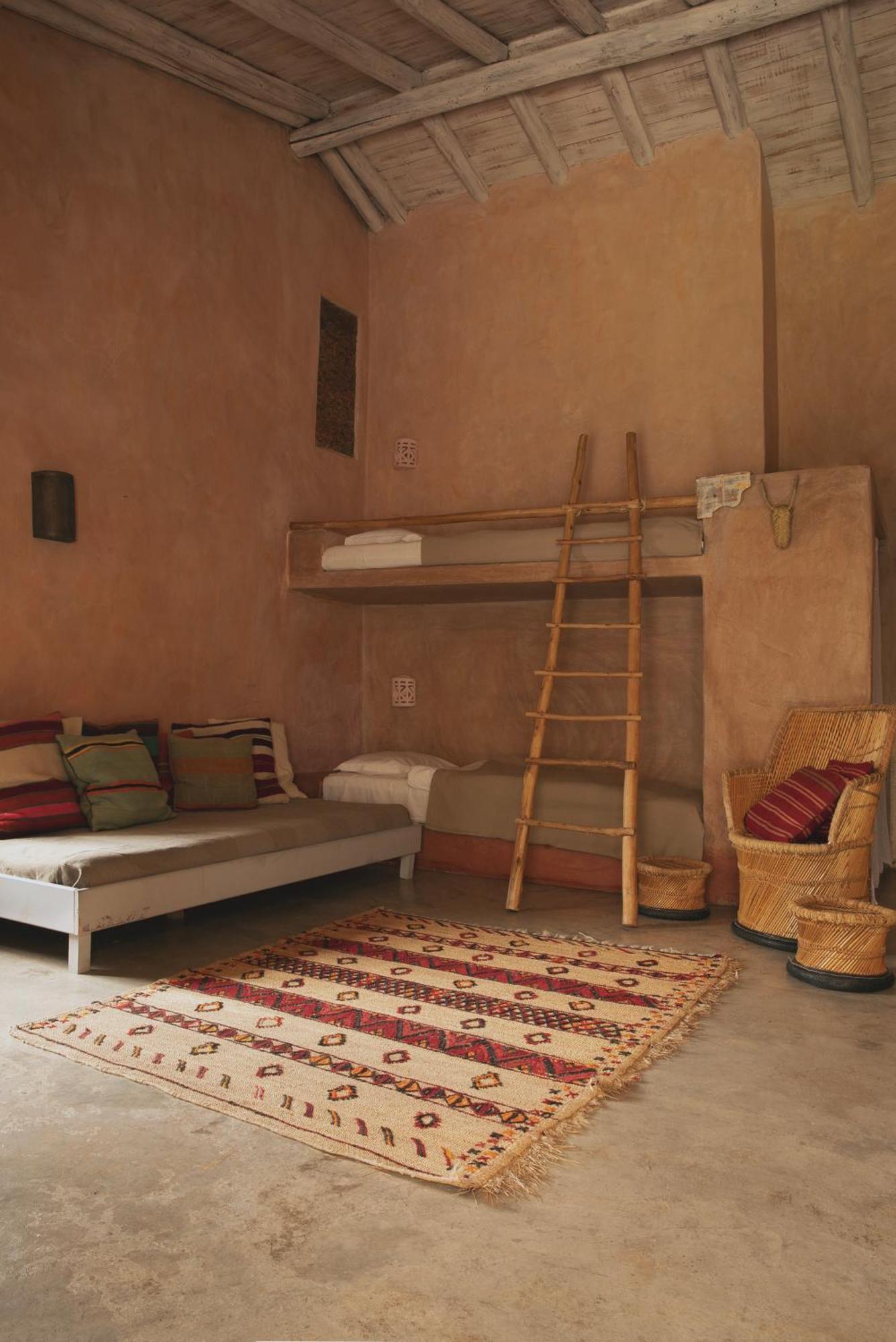Guest house Muxima - *
