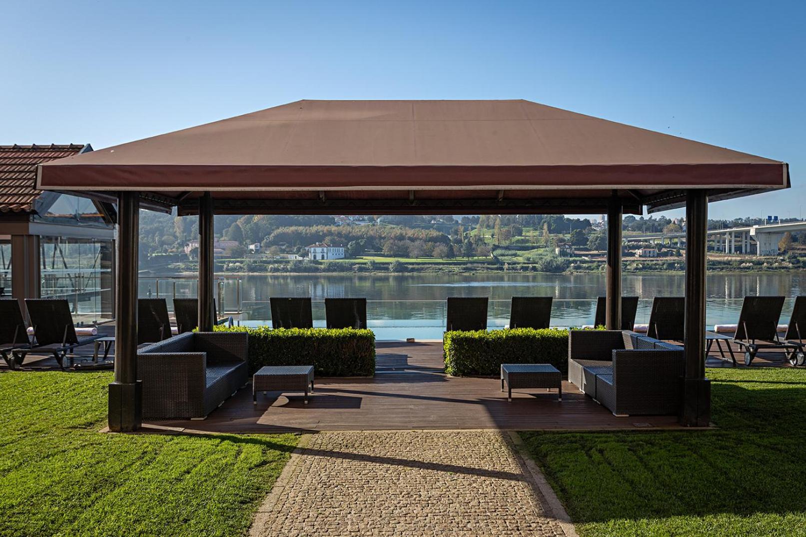 Pestana Palacio Do Freixo, & National Monument - The Leading Of The World 5*
