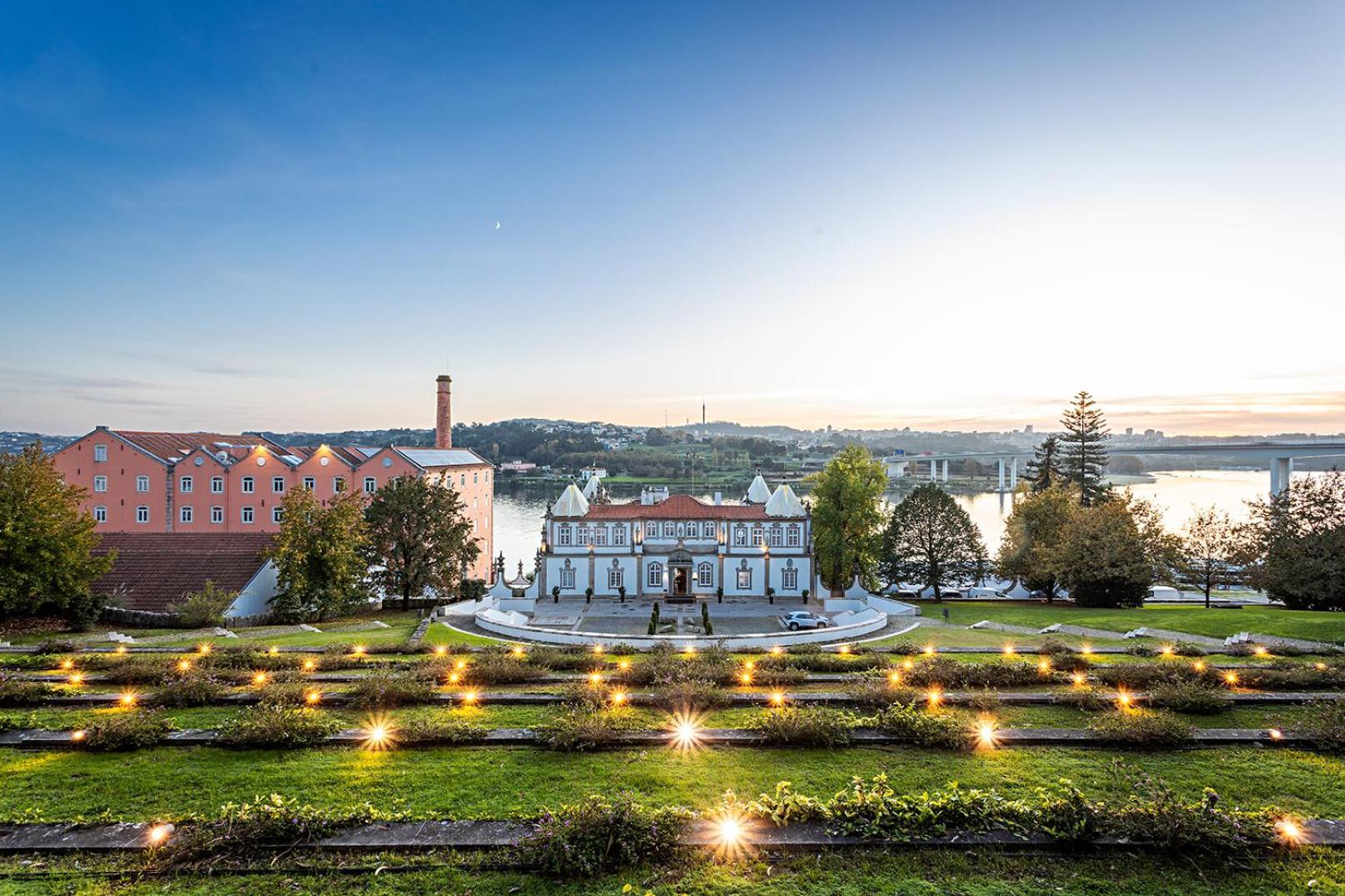 Pestana Palacio Do Freixo, & National Monument - The Leading Of The World