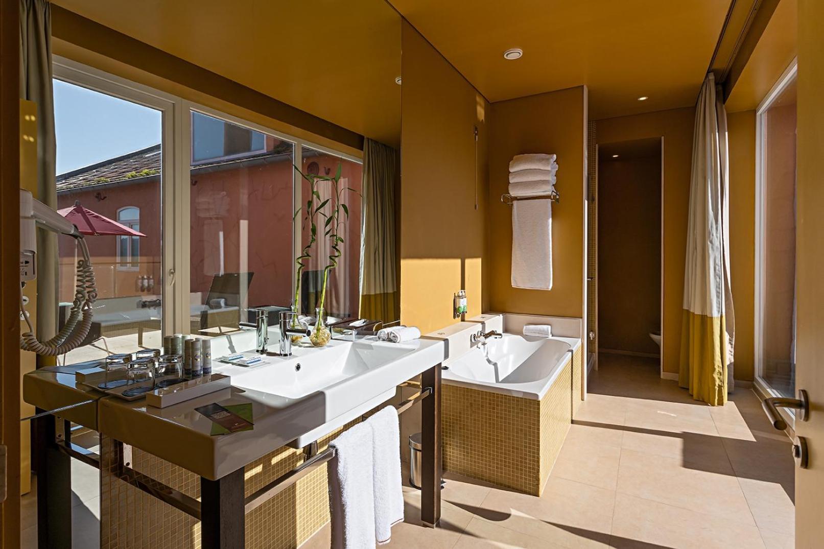 Pestana Palacio Do Freixo, & National Monument - The Leading Of The World 5*