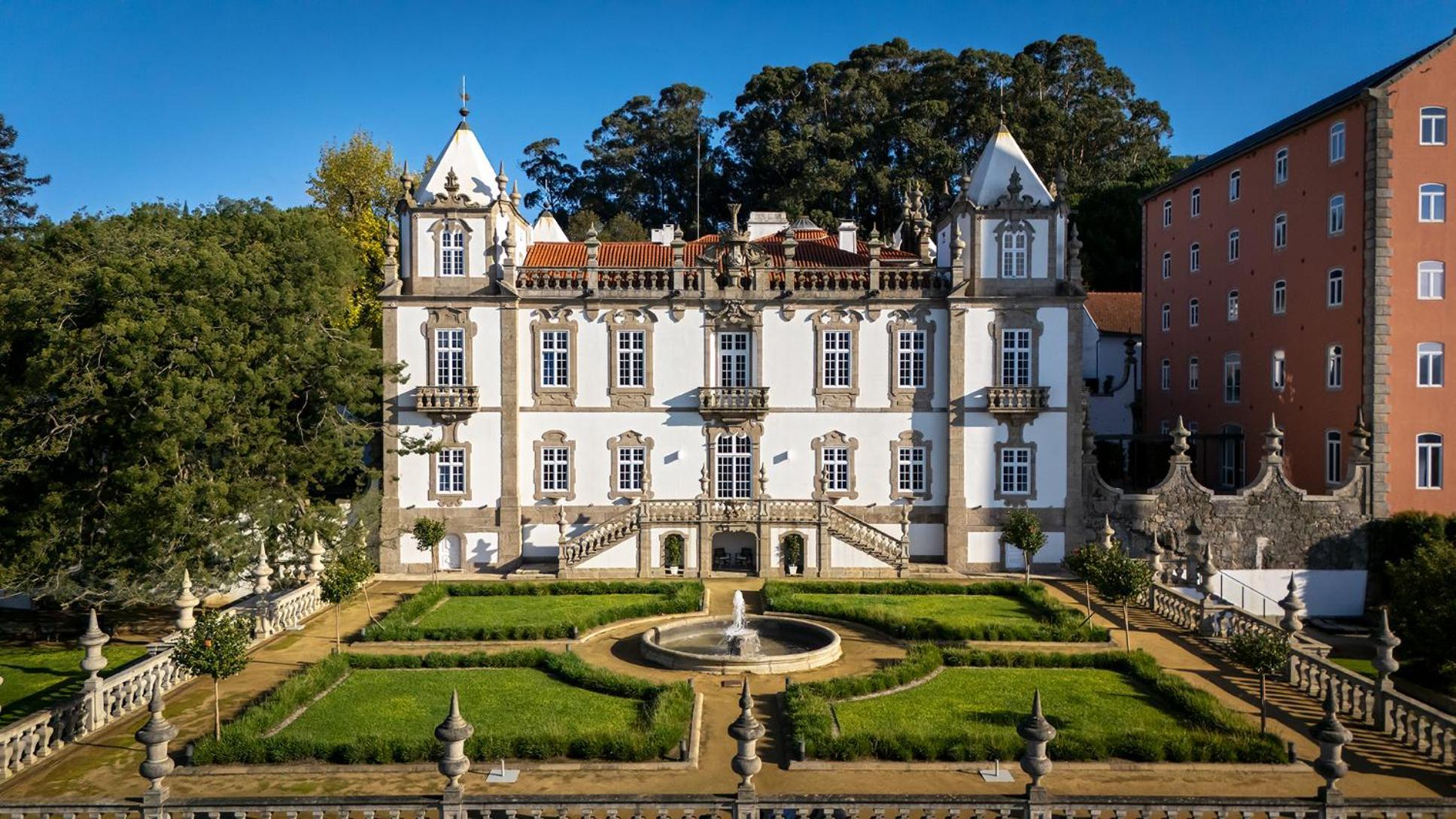 Hotel Pestana Palacio Do Freixo, & National Monument - The Leading Of The World 5*