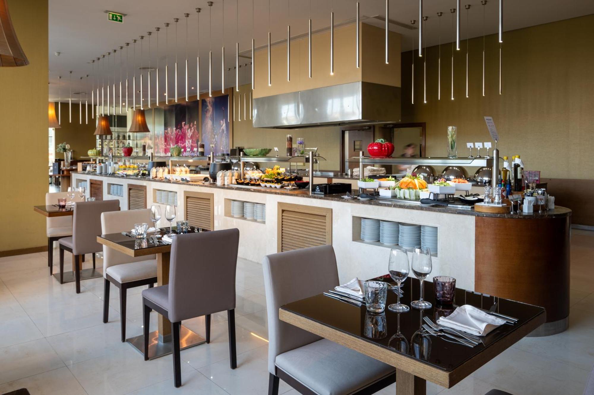 Gale Hotel 4*