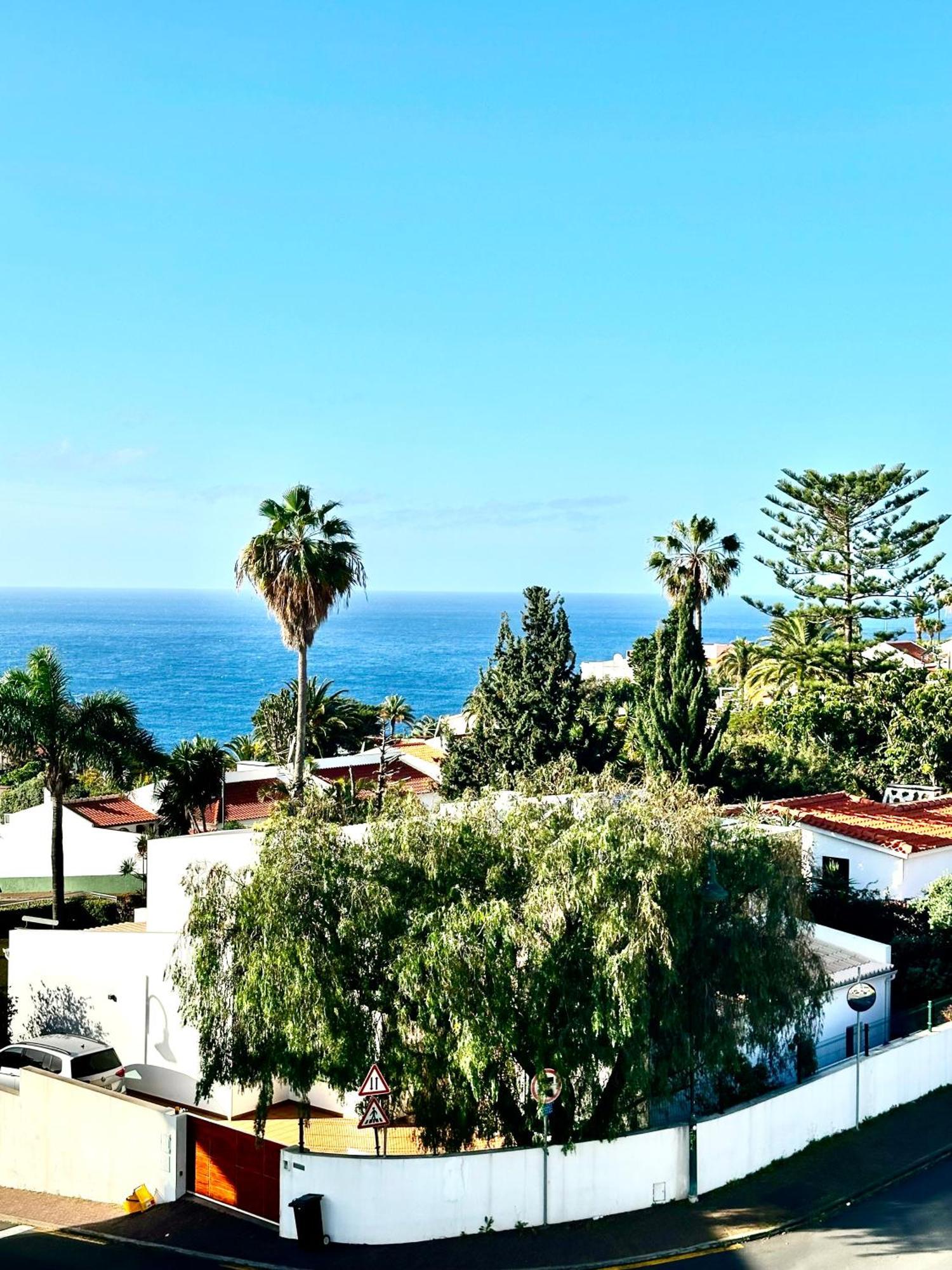 Apartment Reis Magos Ocean View Canico (Madeira)