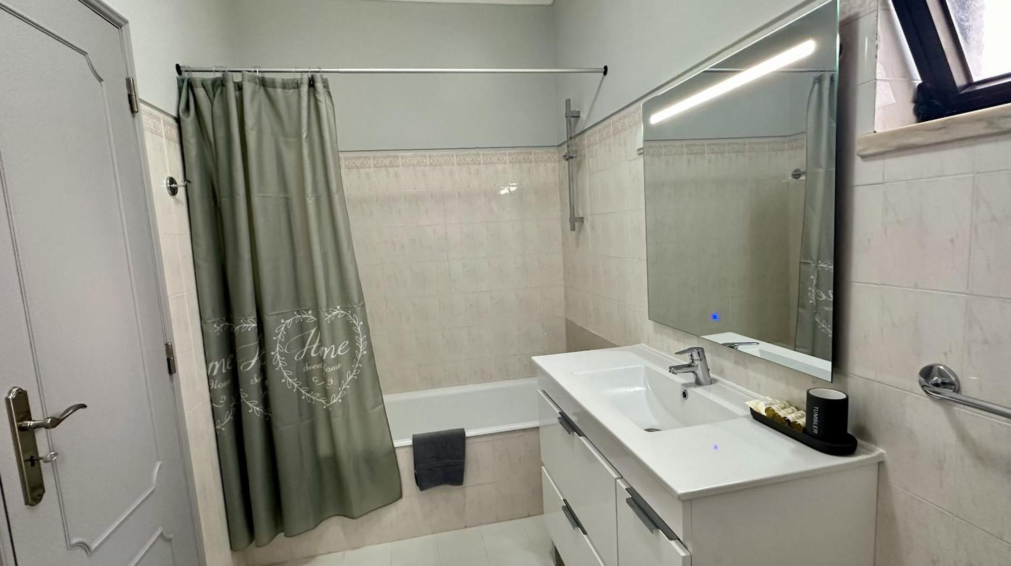 Flor De Amendoeira Mar Apartment