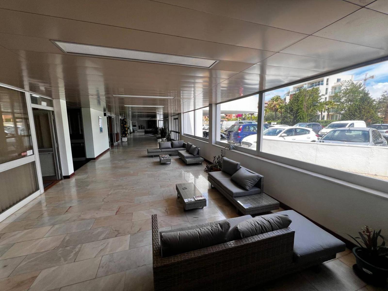 Sky19 Ocean View T1 Apartment *